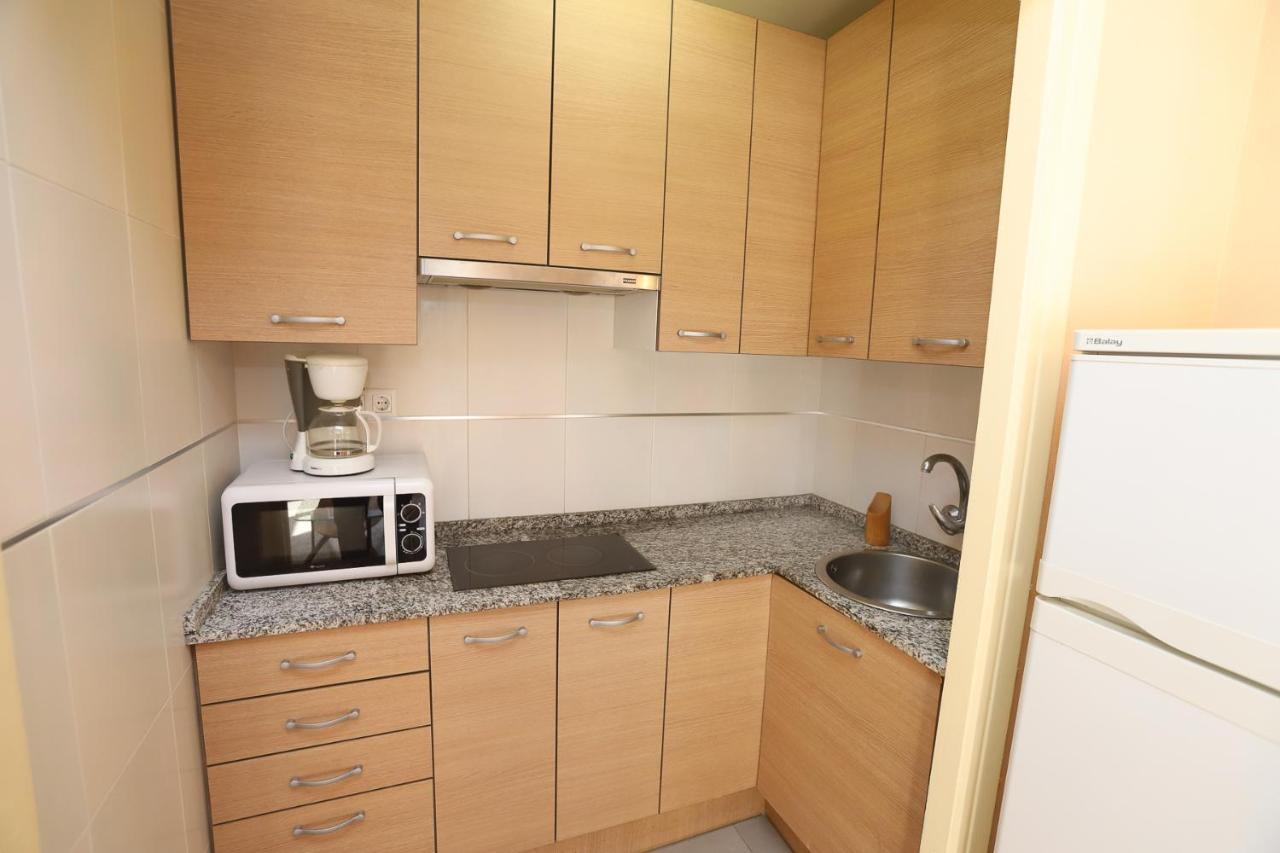 California Apartments Салоу Екстериор снимка
