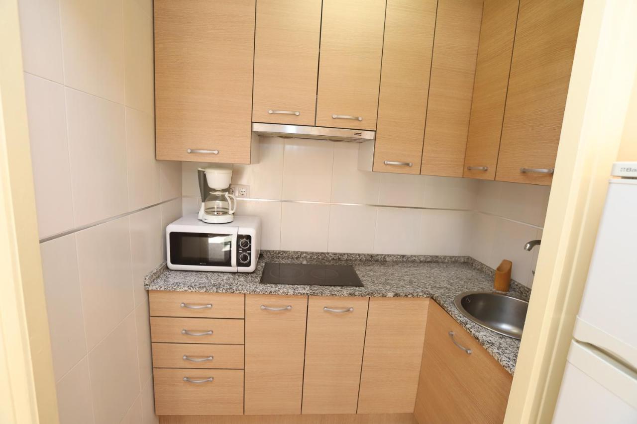 California Apartments Салоу Екстериор снимка